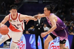 开云体育-崔晓龙：新赛季很荣幸能加入上海，这是一支很有底蕴的球队(崔荣国个人资料及简历)