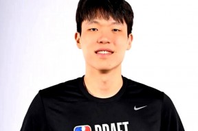 开云体育-关于杨瀚森2K26能力值70弗拉格82高居历史新秀第二的信息